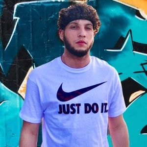 Meet your Posher, Jonathan